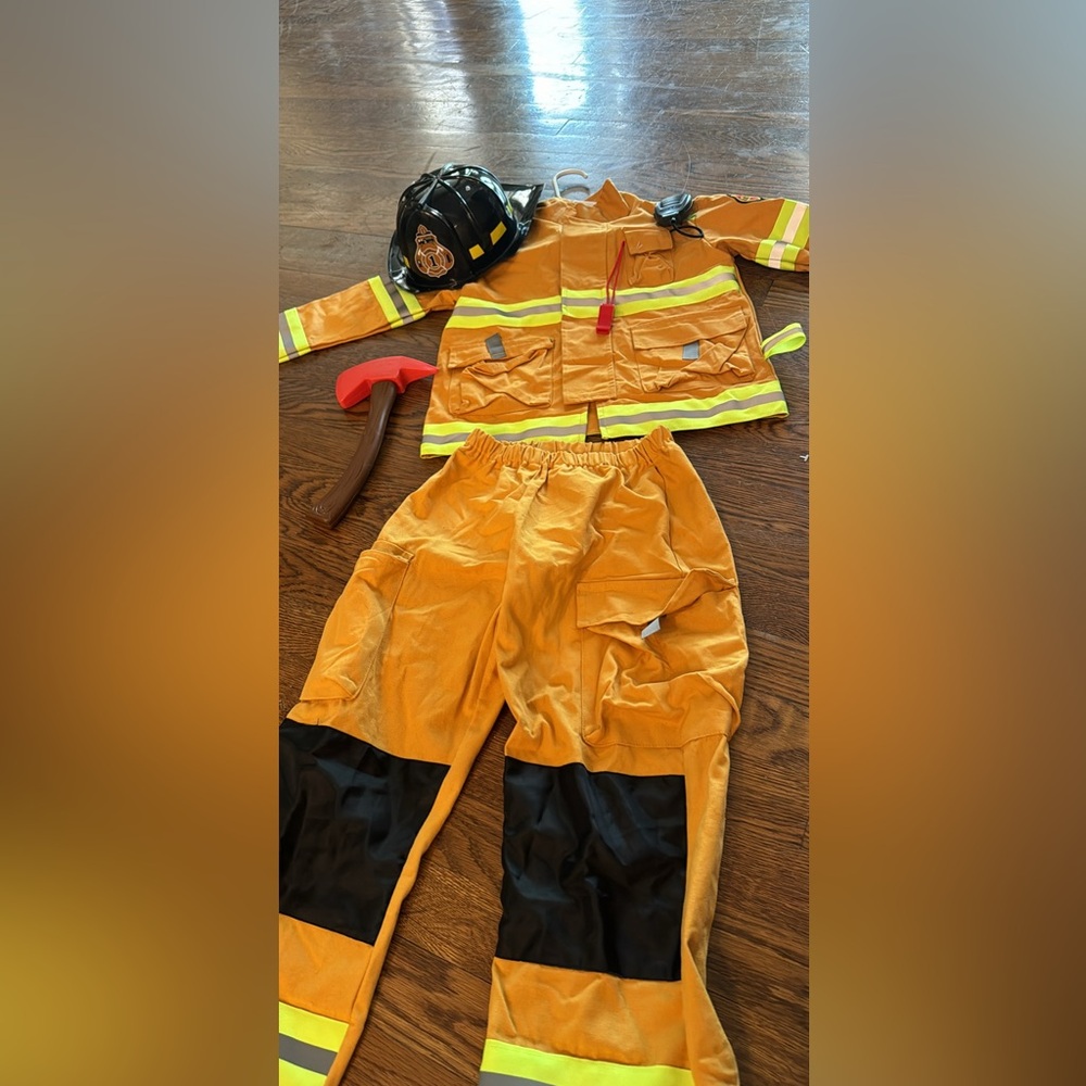 Boys Fireman costume so adorable hat ax shirt and pants size 6